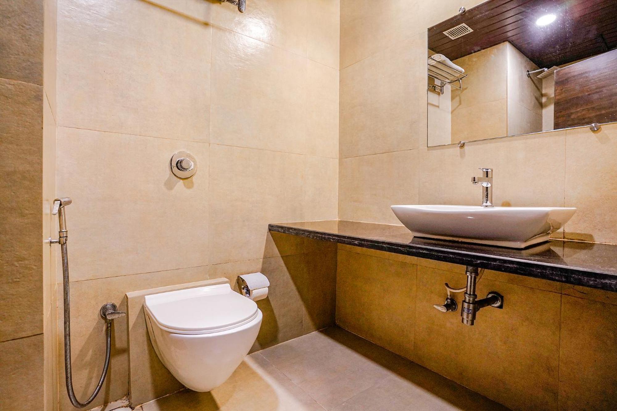 Fabhotel Vertigo Suites - Nr Bkc Bombay Exterior foto