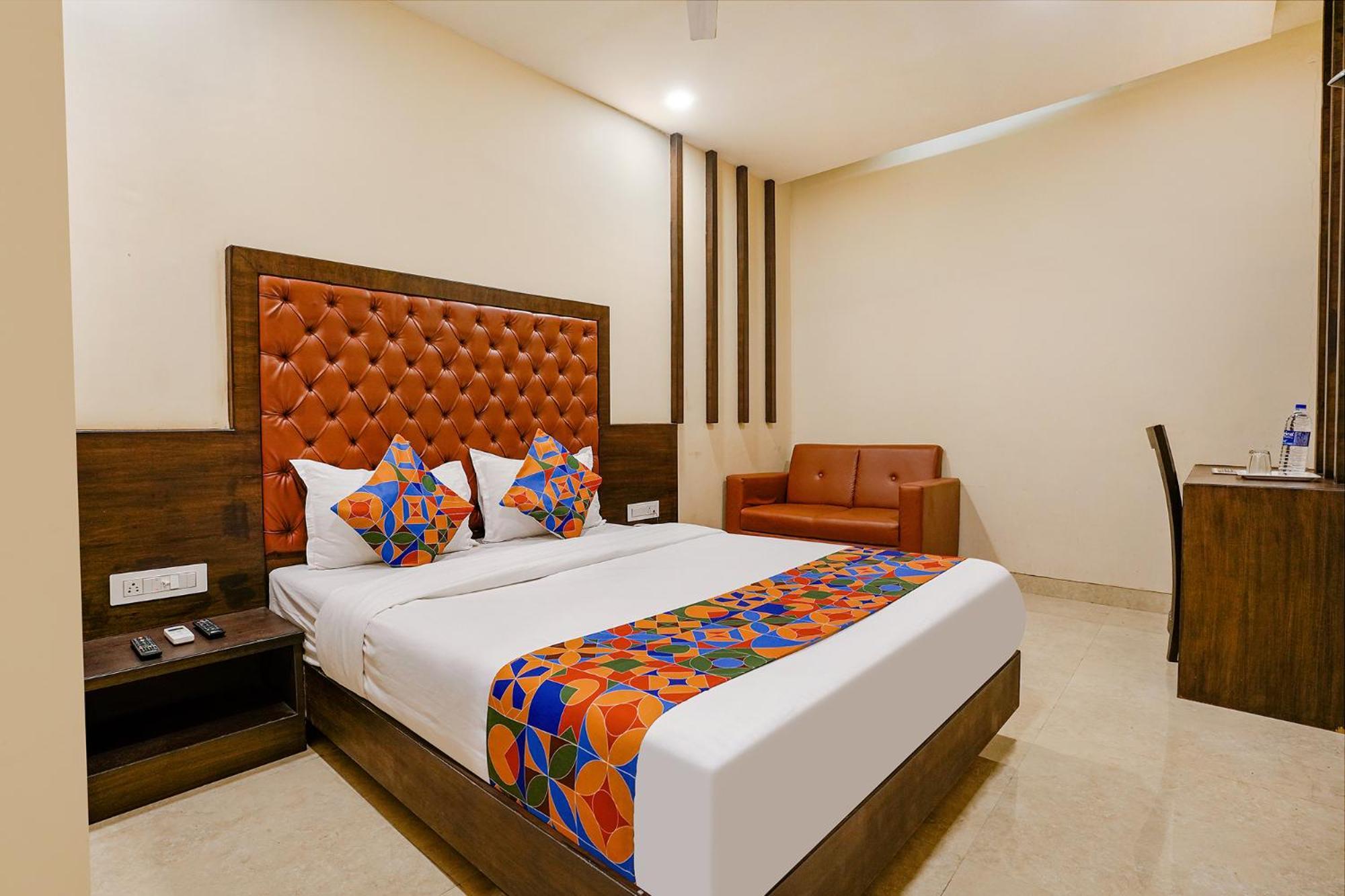 Fabhotel Vertigo Suites - Nr Bkc Bombay Exterior foto