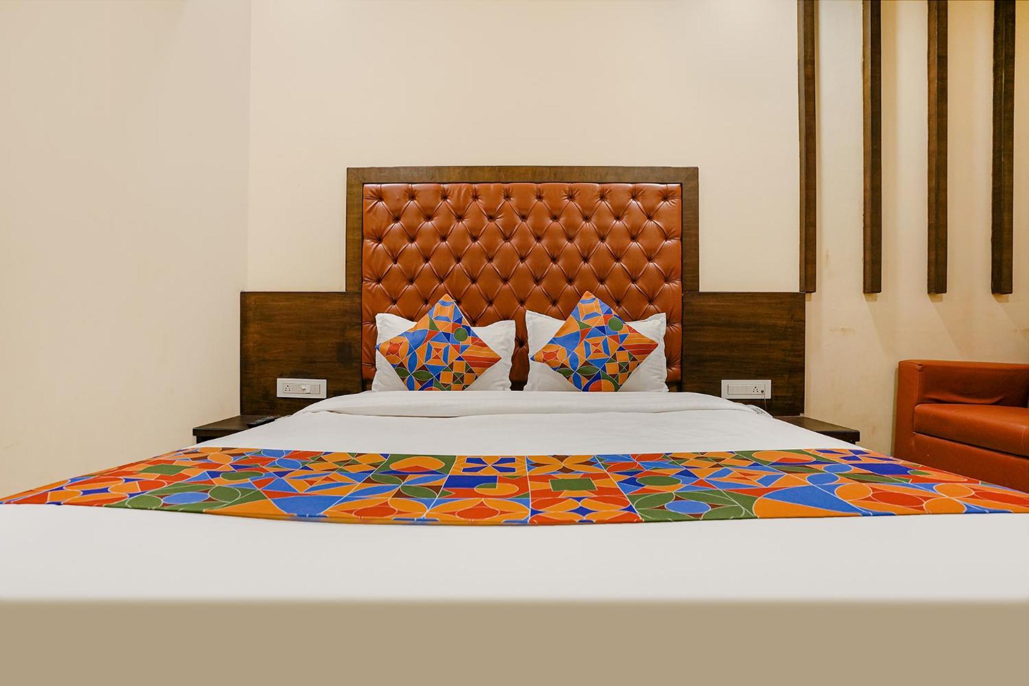 Fabhotel Vertigo Suites - Nr Bkc Bombay Exterior foto